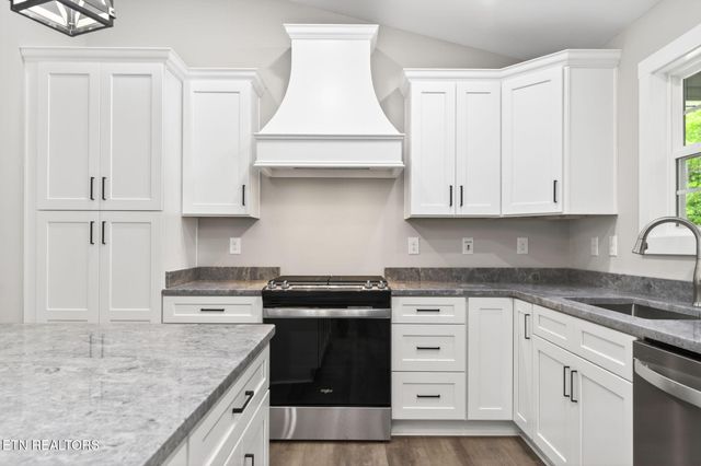 113 Highgate Drive, Crossville, TN 38558