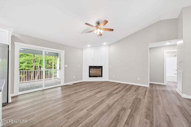 113 Highgate Drive, Crossville, TN 38558