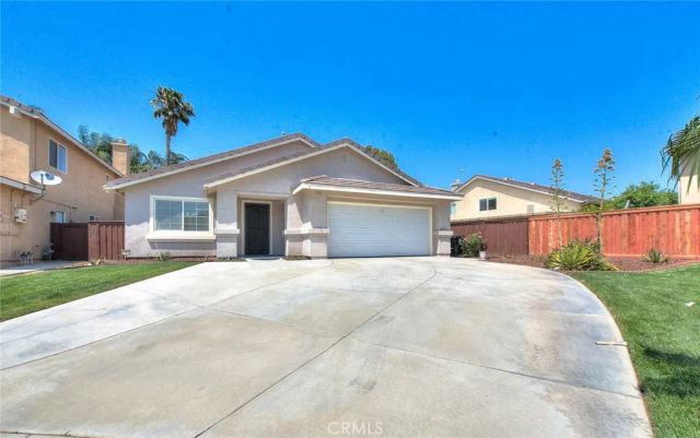 5185 Konic Court, Jurupa Valley, CA 92509