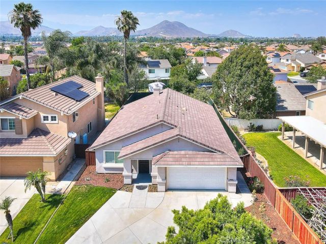 5185 Konic Court, Jurupa Valley, CA 92509