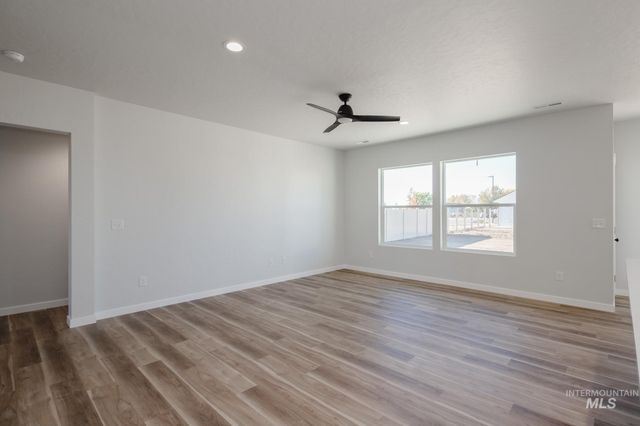 1634 Dyer St, Middleton, ID 83644