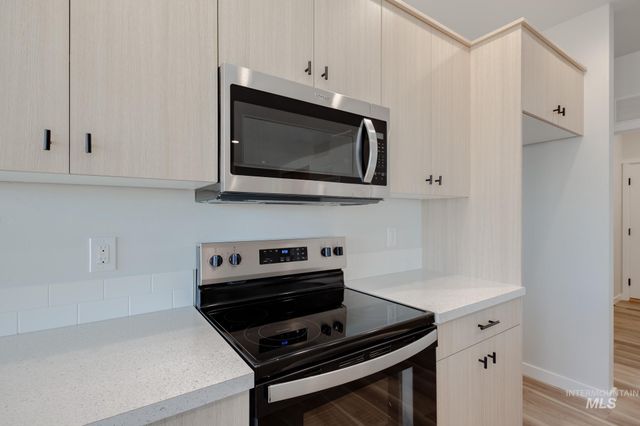 1634 Dyer St, Middleton, ID 83644