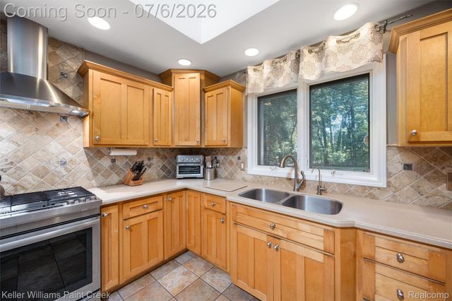 7148 Deerhill Drive, Independence Charter Township, MI 48346
