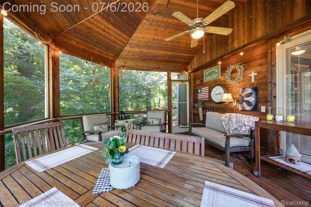7148 Deerhill Drive, Independence Charter Township, MI 48346