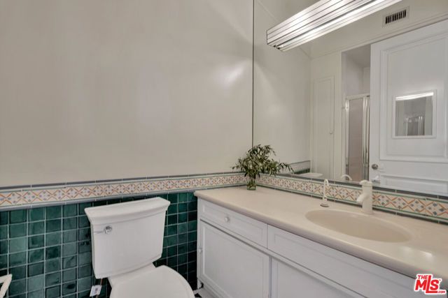 1351 Palisades Beach Road 200, Santa Monica, CA 90401