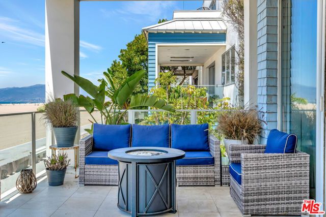 1351 Palisades Beach Road 200, Santa Monica, CA 90401