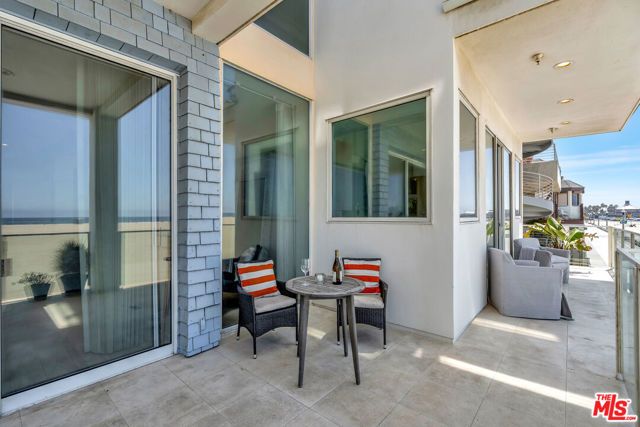 1351 Palisades Beach Road 200, Santa Monica, CA 90401