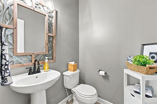 509 Peach Tree Circle, Gardner, KS 66030
