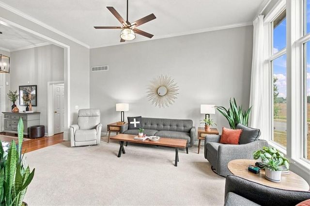 509 Peach Tree Circle, Gardner, KS 66030
