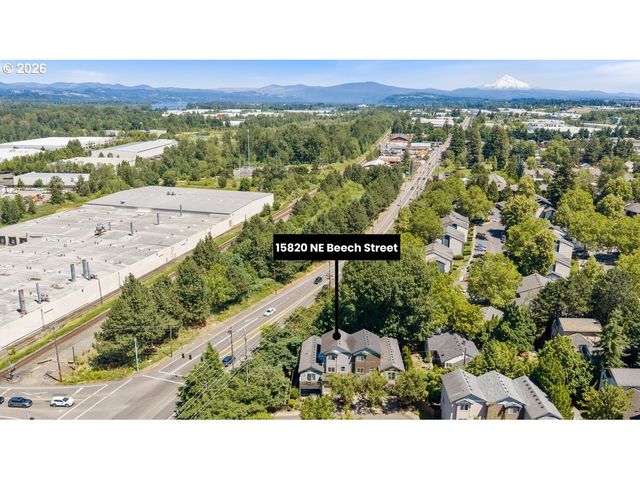 15820 Ne BEECH St, Portland, OR 97230