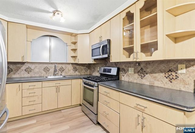 61 Union Avenue D3, Belleville, NJ 07109