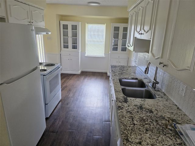 2502 Coulee Street, Irving, TX 75062