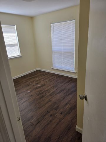 2502 Coulee Street, Irving, TX 75062