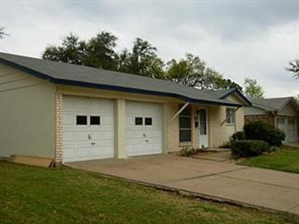 2502 Coulee Street, Irving, TX 75062