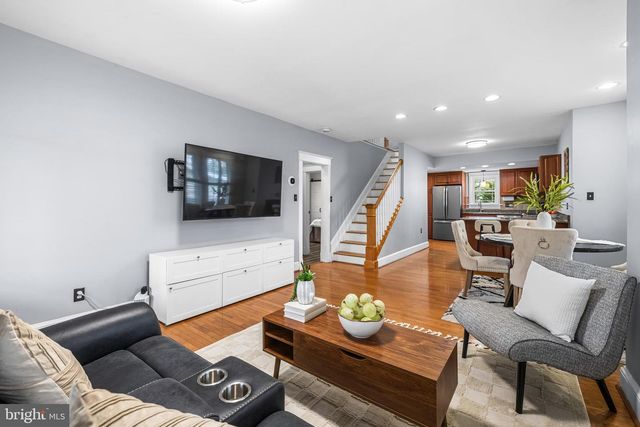 526 HAWTHORNE RD, Linthicum Heights, MD 21090