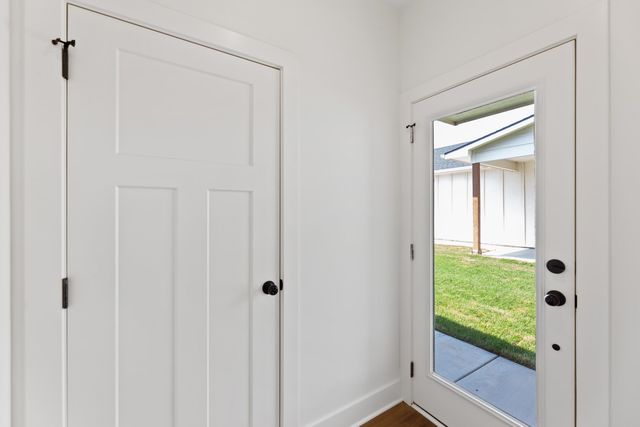 3524 N Azalea St, Maize, KS 67223