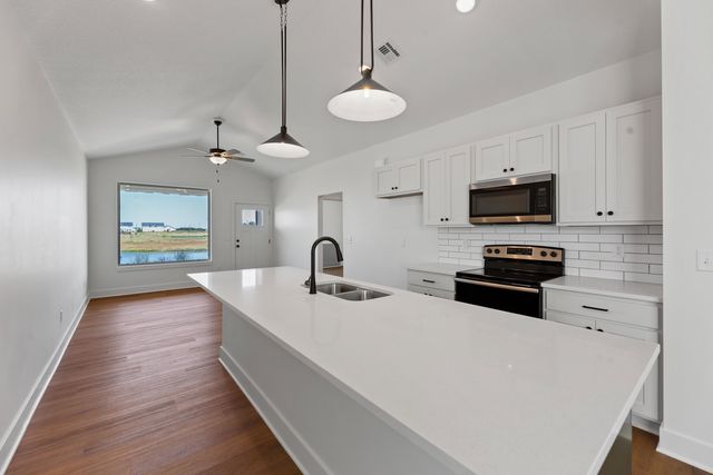 3524 N Azalea St, Maize, KS 67223