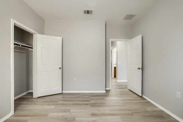 9008 Tall Sky TRCE, Austin, TX 78724