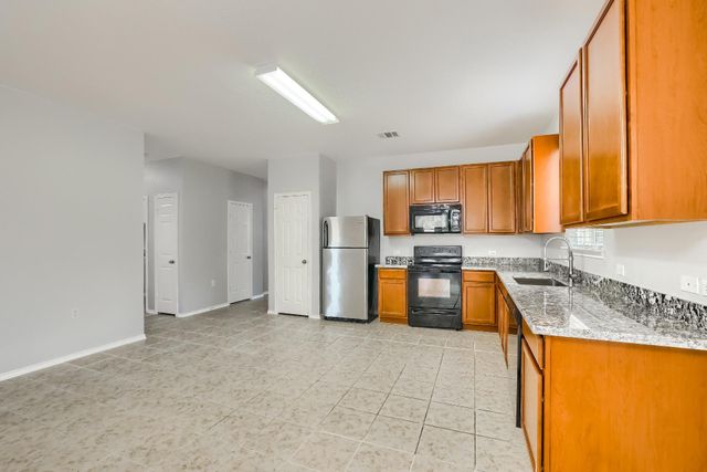 9008 Tall Sky TRCE, Austin, TX 78724