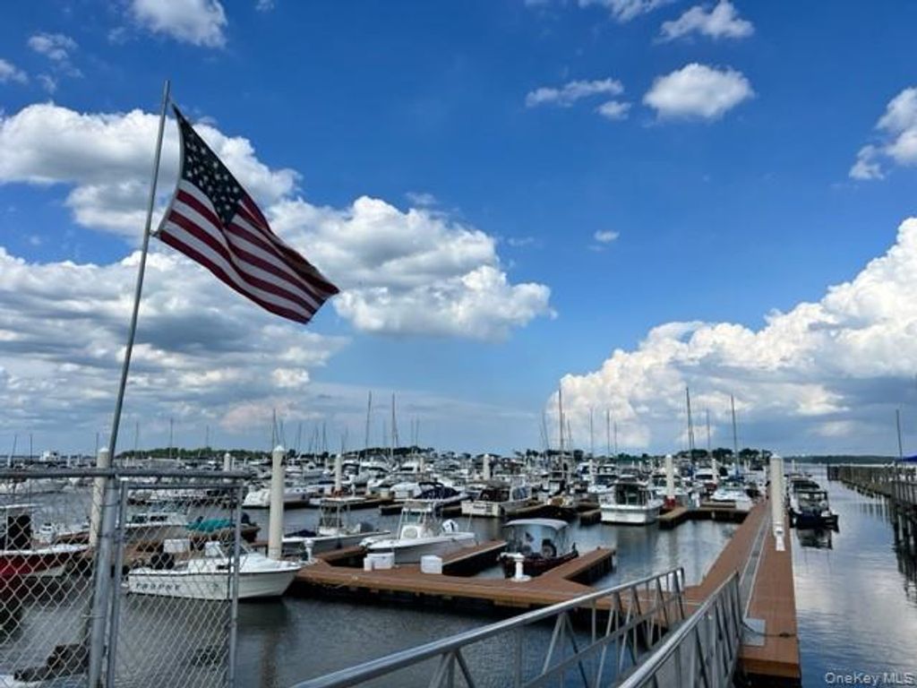 148 City Island Avenue D-45, Bronx, NY 10464