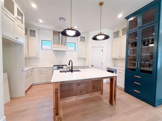 1716 Paseo Place, Edmond, OK 73034