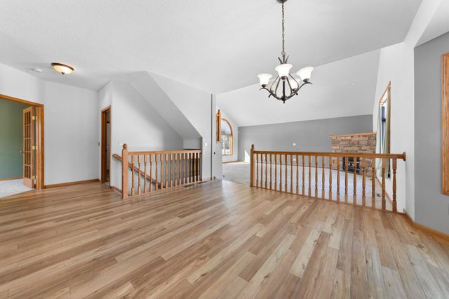 22608 Zion Parkway NW, Oak Grove, MN 55005