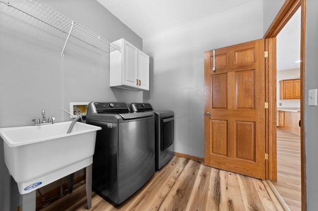 22608 Zion Parkway NW, Oak Grove, MN 55005