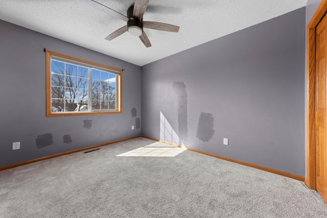 22608 Zion Parkway NW, Oak Grove, MN 55005