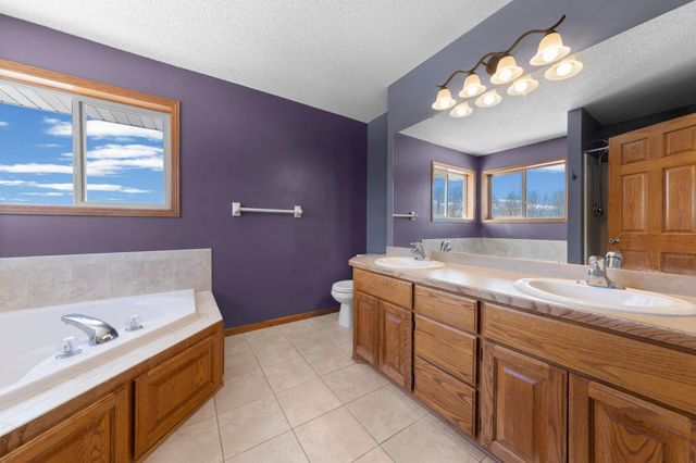 22608 Zion Parkway NW, Oak Grove, MN 55005