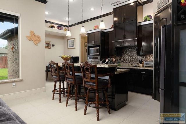 704 Santa Fe St., Weslaco, TX 78596