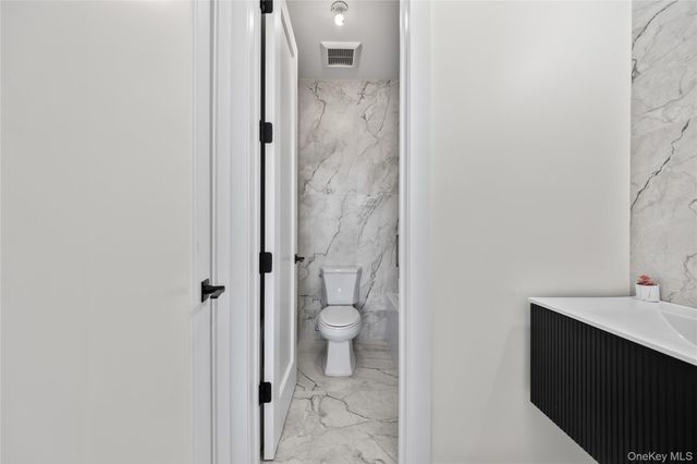 80 Memorial Park 302, Spring Valley, NY 10977