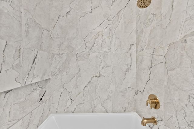 80 Memorial Park 302, Spring Valley, NY 10977