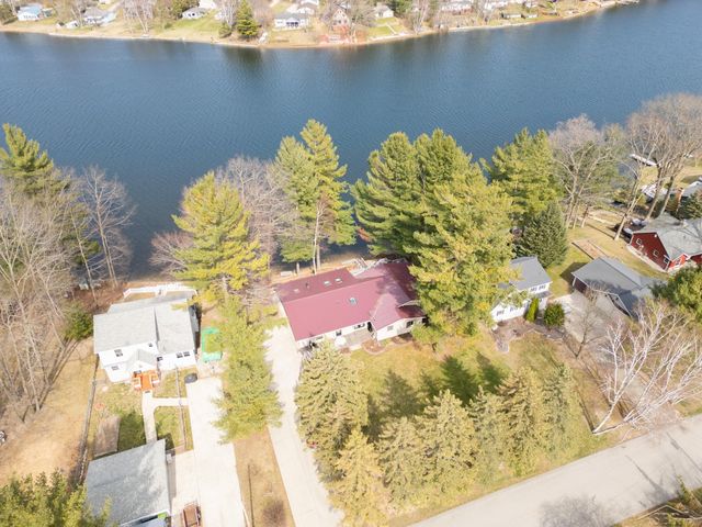 7841 Peninsular Drive, Grant Twp, MI 48622