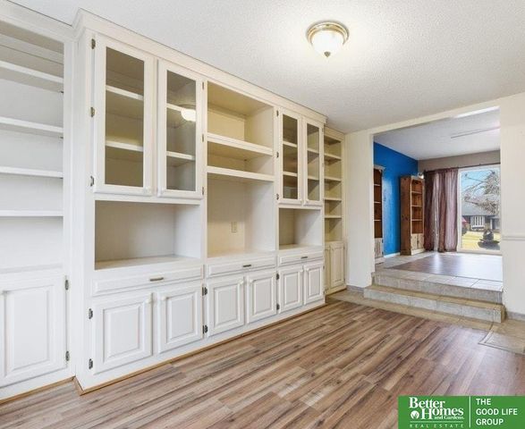 904 S 152 Circle, Omaha, NE 68154