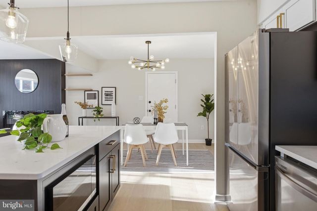 2102 TRAFALGAR DR, Fort Washington, MD 20744