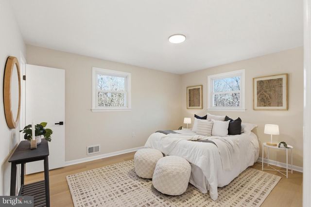 2102 TRAFALGAR DR, Fort Washington, MD 20744