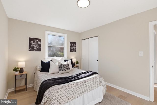 2102 TRAFALGAR DR, Fort Washington, MD 20744