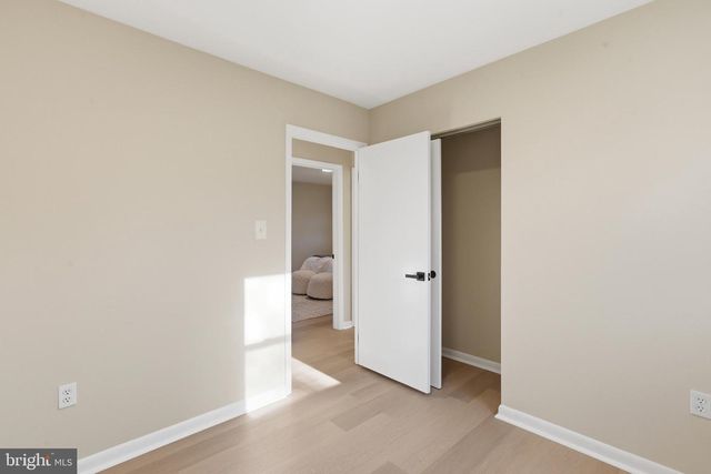 2102 TRAFALGAR DR, Fort Washington, MD 20744