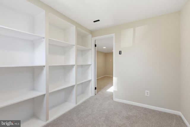 2102 TRAFALGAR DR, Fort Washington, MD 20744