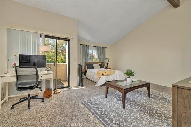 107 S Helberta Avenue 4, Redondo Beach, CA 90277