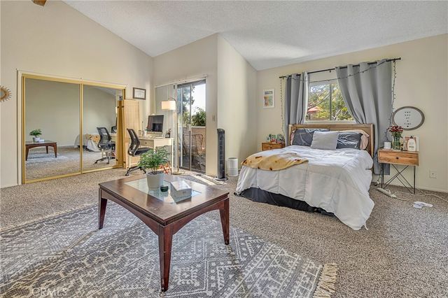 107 S Helberta Avenue 4, Redondo Beach, CA 90277
