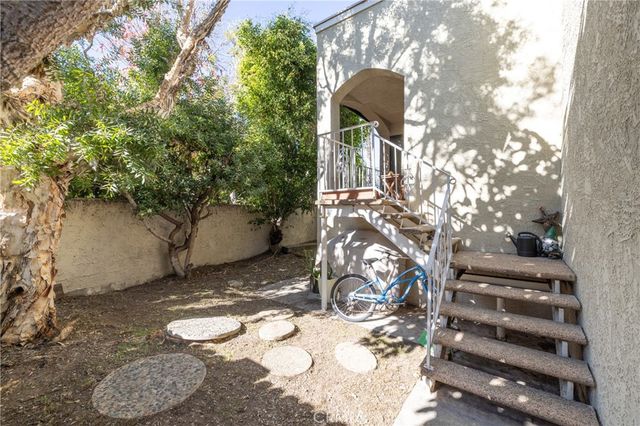 107 S Helberta Avenue 4, Redondo Beach, CA 90277