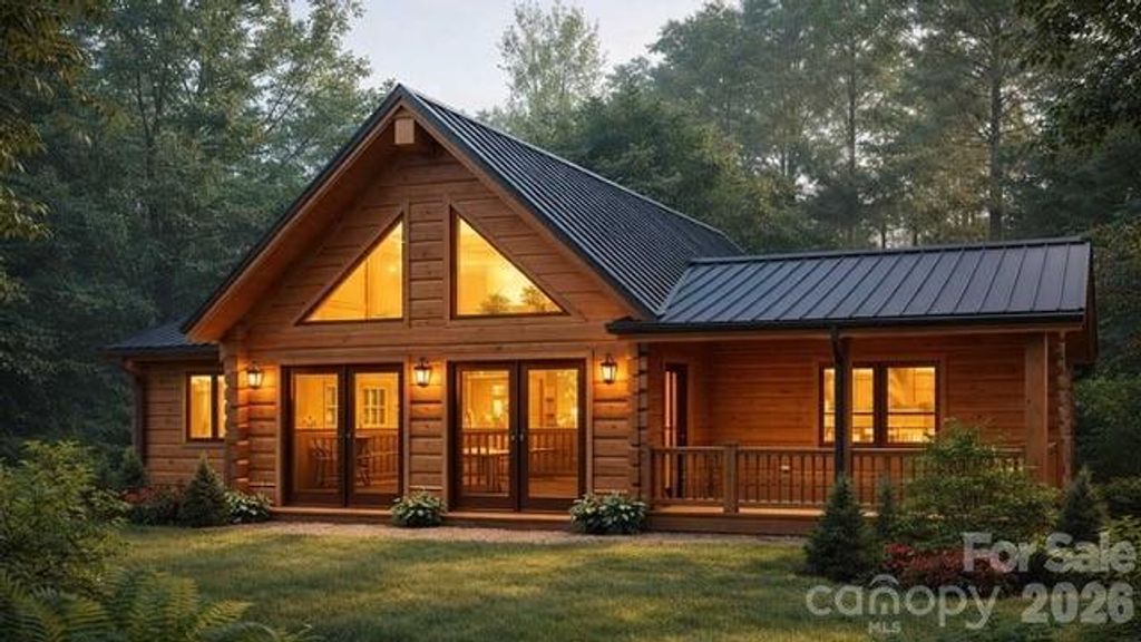213 Three Rivers Drive, Hendersonville, NC 28792
