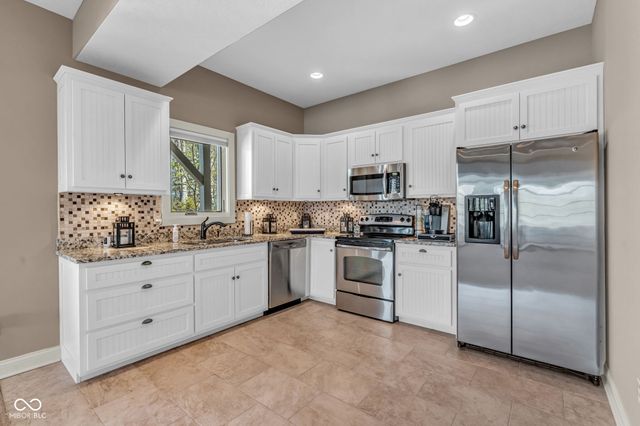 310 Victory Hill, Coatesville, IN 46121