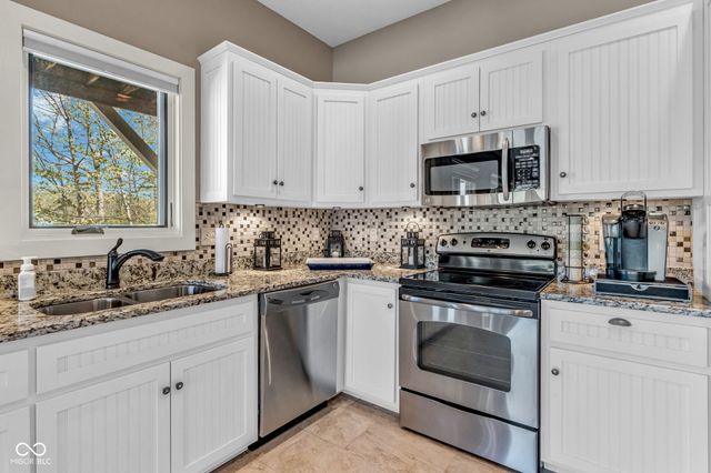 310 Victory Hill, Coatesville, IN 46121