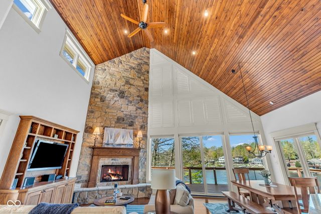 310 Victory Hill, Coatesville, IN 46121