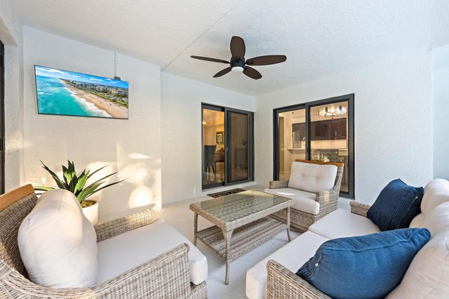 6685 Winding Lake Drive, Jupiter, FL 33458