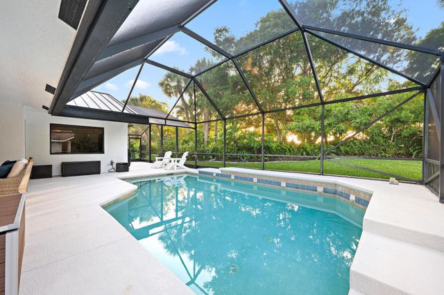 6685 Winding Lake Drive, Jupiter, FL 33458