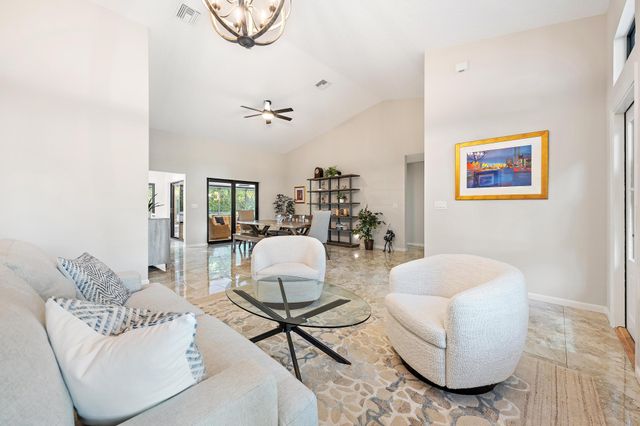 6685 Winding Lake Drive, Jupiter, FL 33458