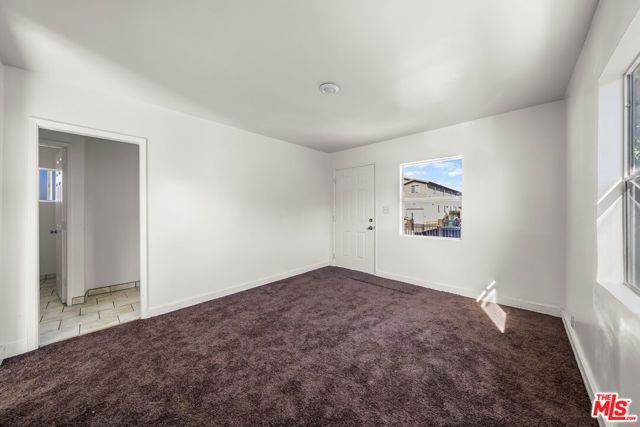 426 E 107th Street, Los Angeles, CA 90003